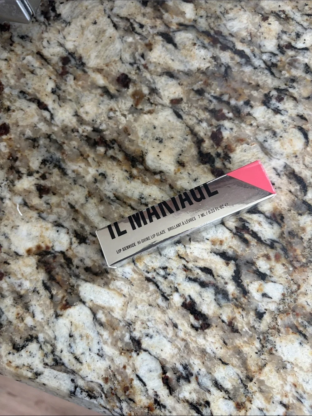 ⚡️🖤Il Makiage PDA Lip Service Lip Glaze